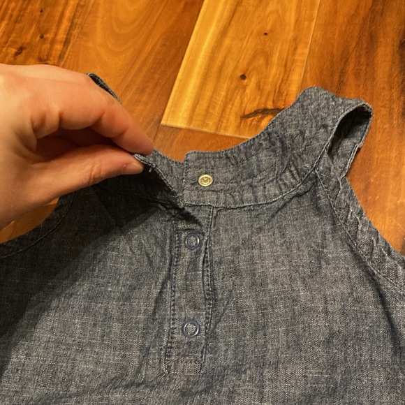 Girl’s Size 3 Carter’s Outfit: Denim Apron Dress, Polka Dot T-shirt & Cardigan - Picture 5 of 9